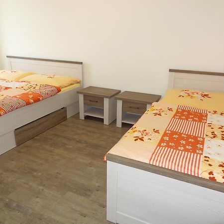 Apartmany Starovice Exterior photo
