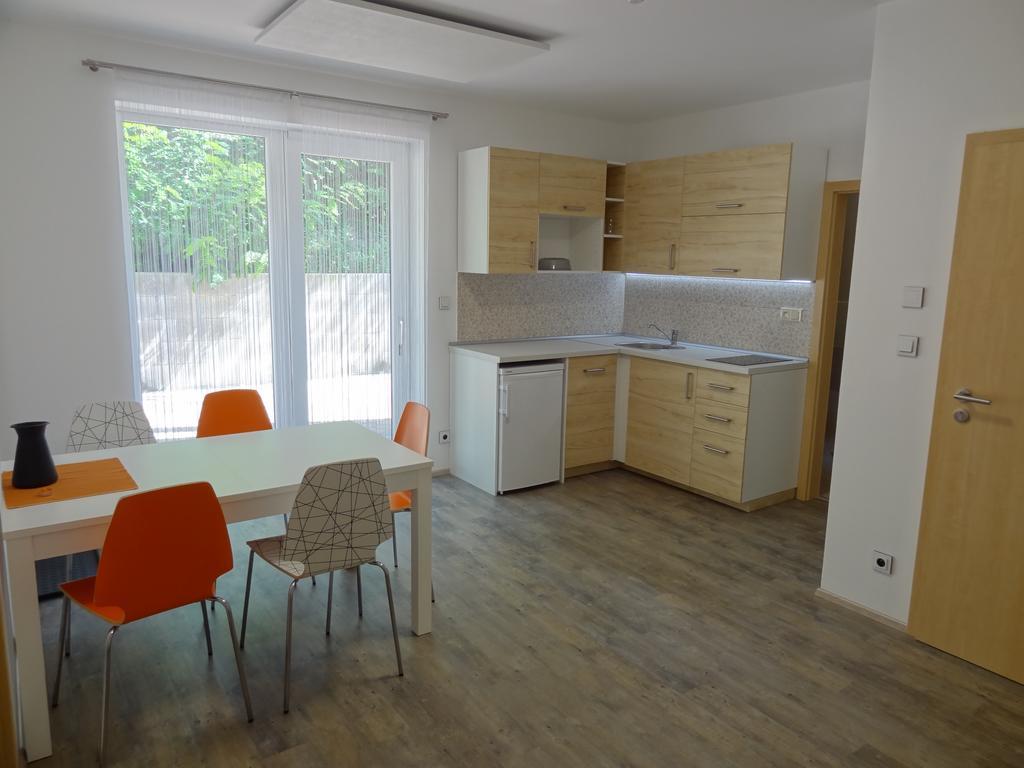 Apartmany Starovice Exterior photo